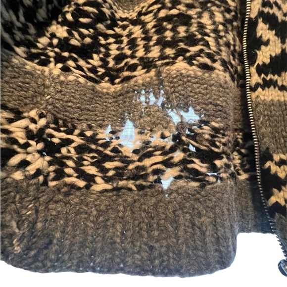 Vintage wool Cowichan sweater - Picture 4 of 11